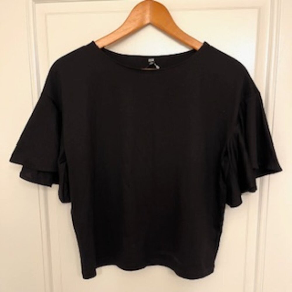 UNIQLO Mercerized Cotton Flaired Sleeve tops ( NWT )